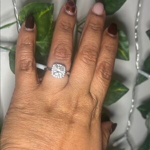 Elegant Silver Women's Ring